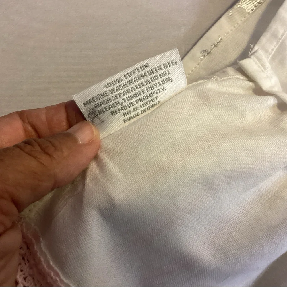 Envogue Pink and White Girl’s Bib Apron with Unicorn Design EUC
